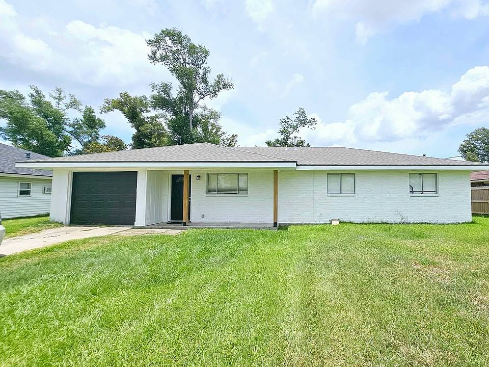 1st image of 1909 Palermo Dr