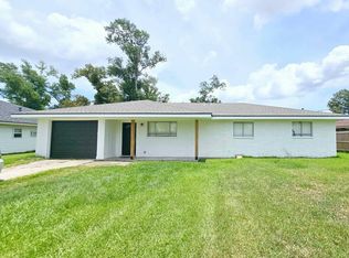 1909 Palermo Dr, Sulphur, LA 70663