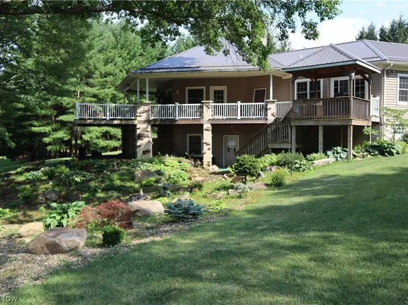 7509 Girdle Rd, West Farmington, OH 44491