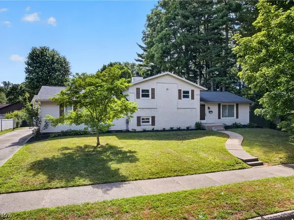 1912 Tremont St, Dover, OH 44622