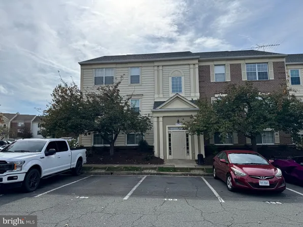 1129 Huntmaster Ter NE Unit 301, Leesburg, VA 20176