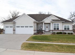 2455 Oak Savannah Ct, Marion, IA 52302