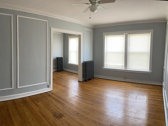 2nd image of 1211 W Elmdale Ave #3DD