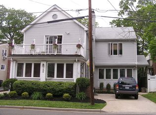 132 Frederick Ave, Merrick, NY 11566