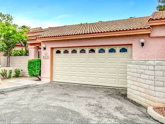 2nd image of 642 Cervantes Dr