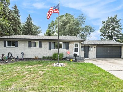 35571 Baron Ct, Clinton Township, MI, 48035