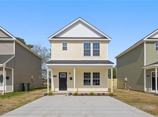 435 Wellons St, Suffolk, VA 23434