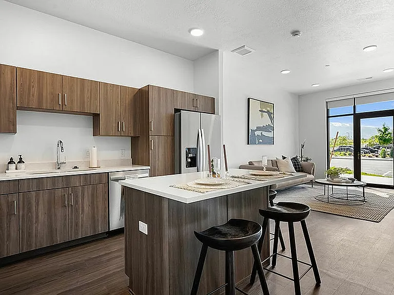 The Parkway Apartments — Photo 36