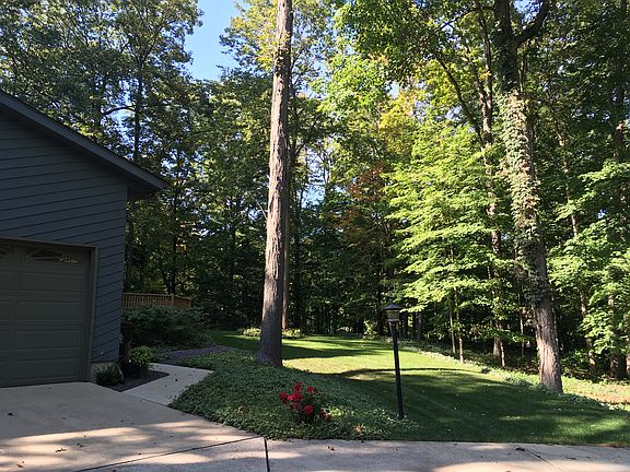 2nd image of 651 Aspen Dr