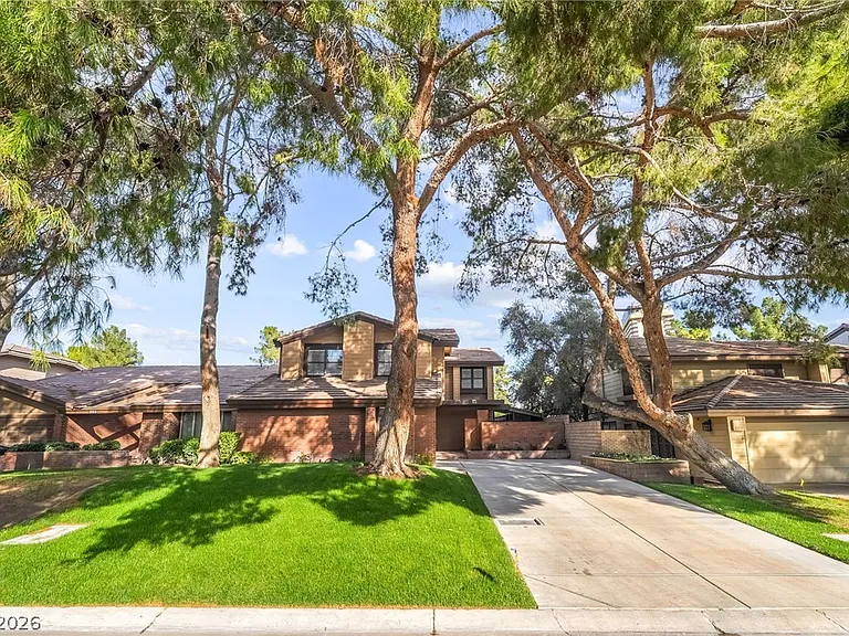 968 Pinehurst Dr — Photo 9