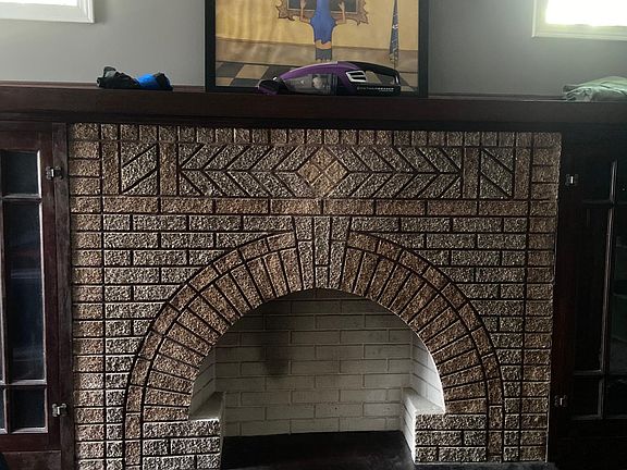 2nd image of 2857 N Christiana Ave #2