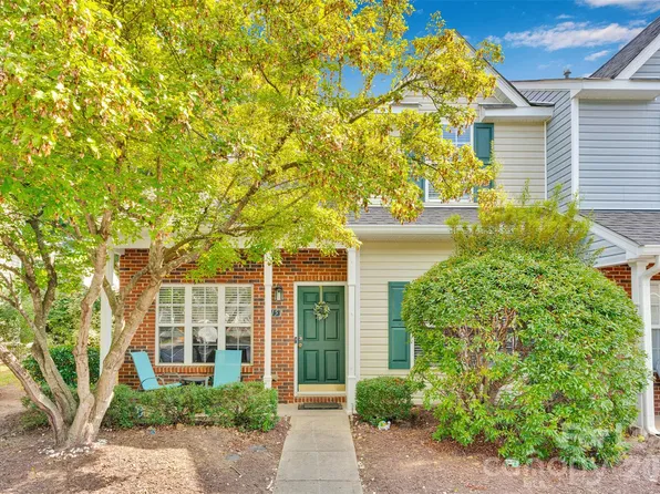 315 Deep Water Ln, Fort Mill, SC 29715
