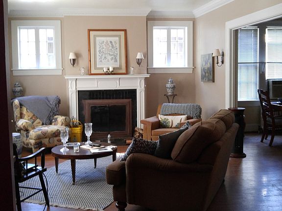 Living w wood burning fplc