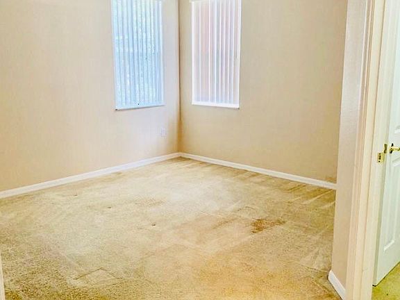 5th image of 2741 Portchester Ct
