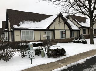 1810 Willow Circle Dr, Crest Hill, IL 60403