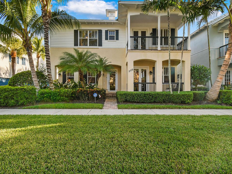 1st image of 256 W Bay Cedar Circle