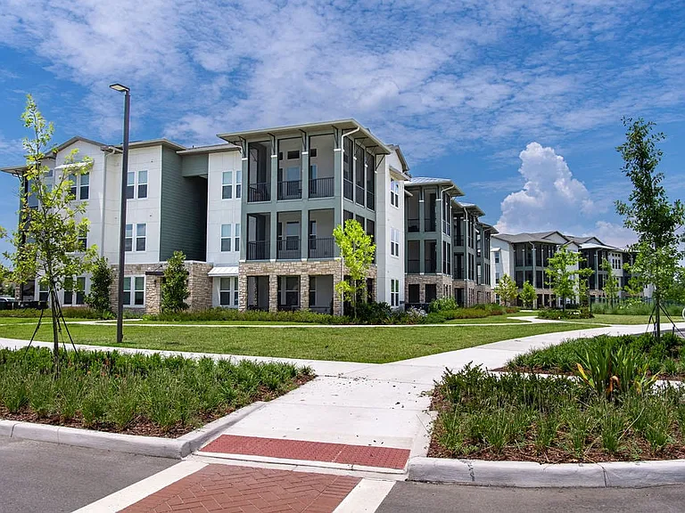 Urbon @ Nona Apartment Homes — Photo 48