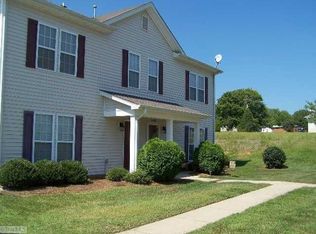 204 Geoffrey Way, Kernersville, NC 27284