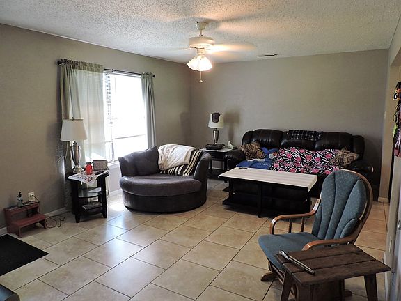 4th image of 104 Pennant Cir