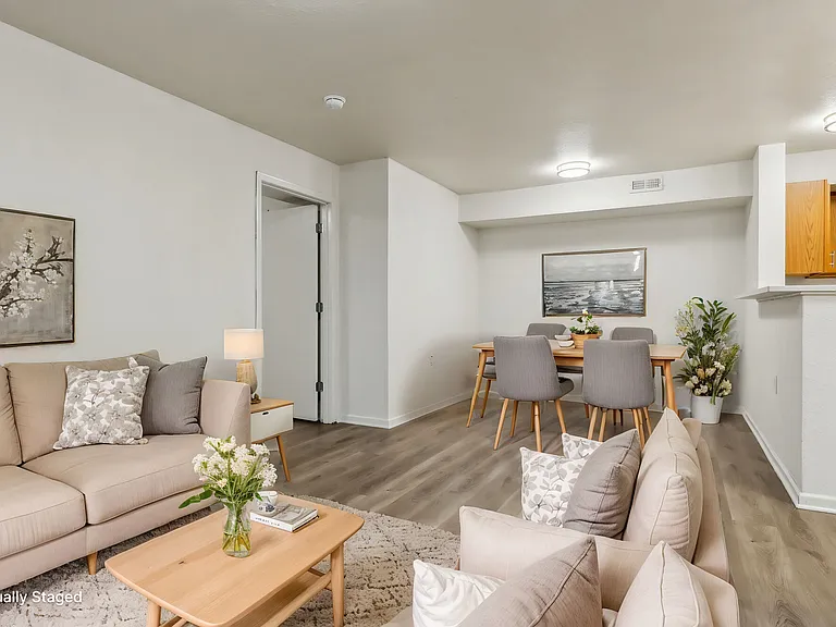Westgate Apartments — Photo 16