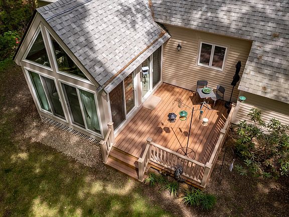2nd image of 59 Stratham Green #59