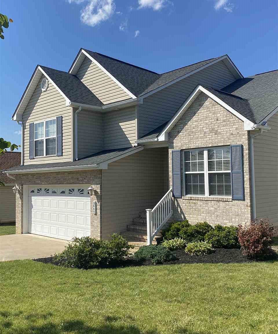 2409 Monroe St, Waynesboro, VA 22980 Zillow