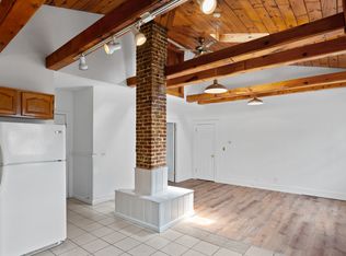 79 Oak St, Providence, RI 02909