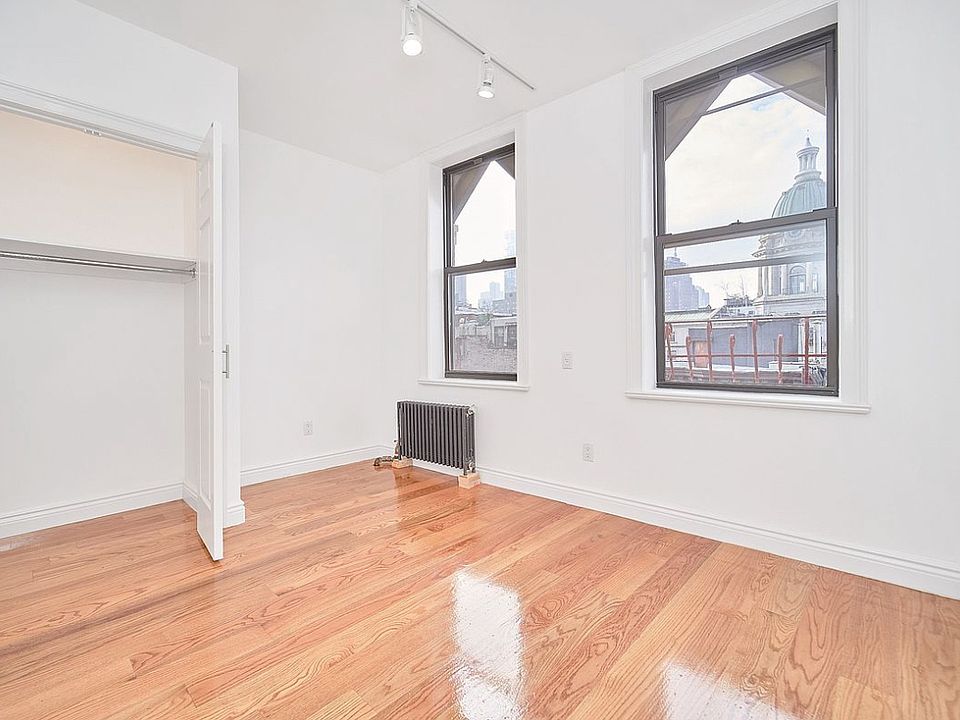 2nd image of 172 Mulberry St #23