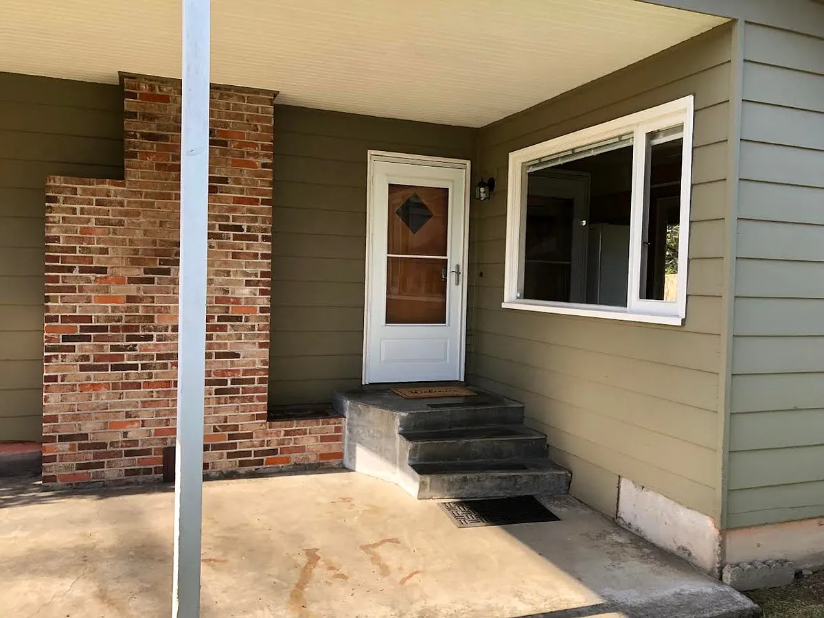 Building Photo - 7855 SW 67th Ave