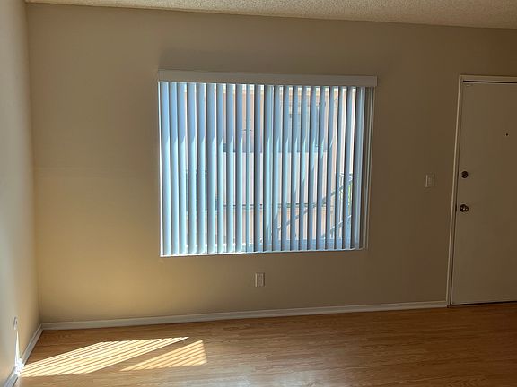 5th image of 4554 Campus Ave APT 6