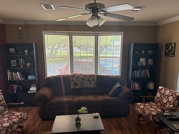 2nd image of 198 Holiday Rambler Dr