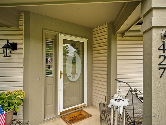 4th image of 427 Ashwood Ct