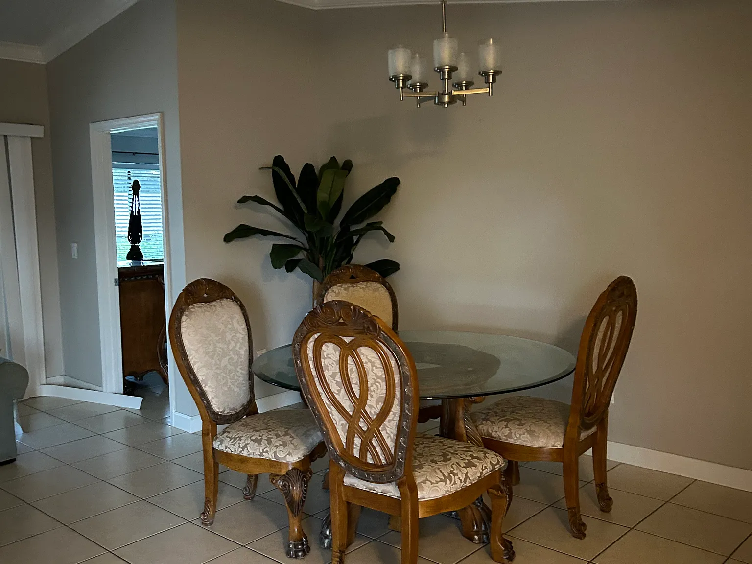 2 bed, 1003 sqft, $1,350 — Photo 4
