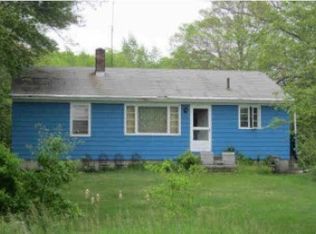 745 Bark St, Swansea, MA 02777