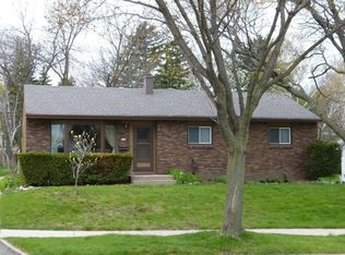 543 N 93rd St, Milwaukee, WI 53226