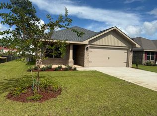 184 Ridgeway Cir, Crestview, FL 32536