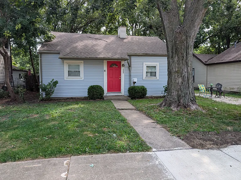 1008 N McKinley Ave — Photo 1