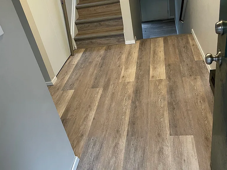 117 Hastings St — Photo 6