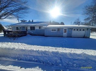 1203 36th Ave, Menominee, MI 49858