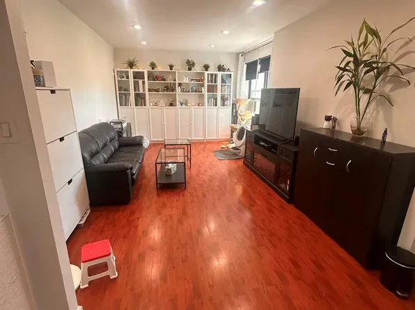 139-15 28 Road #6G, Flushing, NY 11354