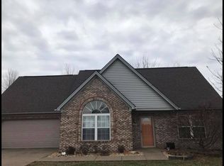 837 Sky Way Dr NW, Corydon, IN 47112