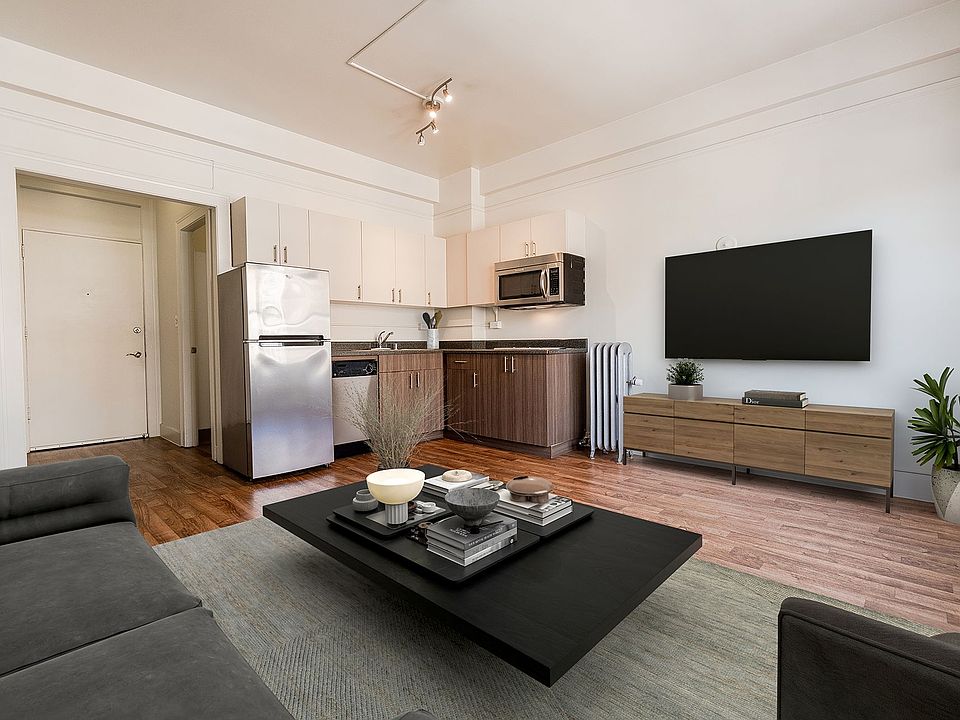 1st image of 308 4th Ave S APT 215
