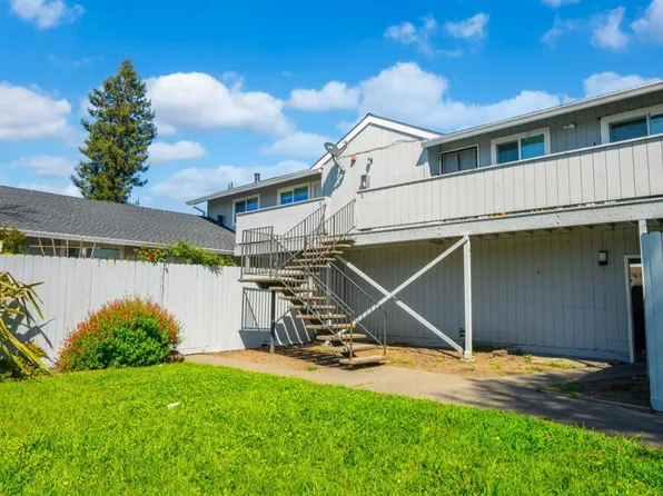 2585 Kenton Court, Santa Rosa, CA 95407