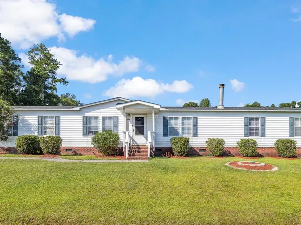 9374 Holbrook Drive, Belville, NC 28451