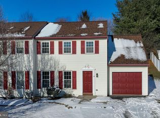 10 Steeple Ave, Red Lion, PA 17356