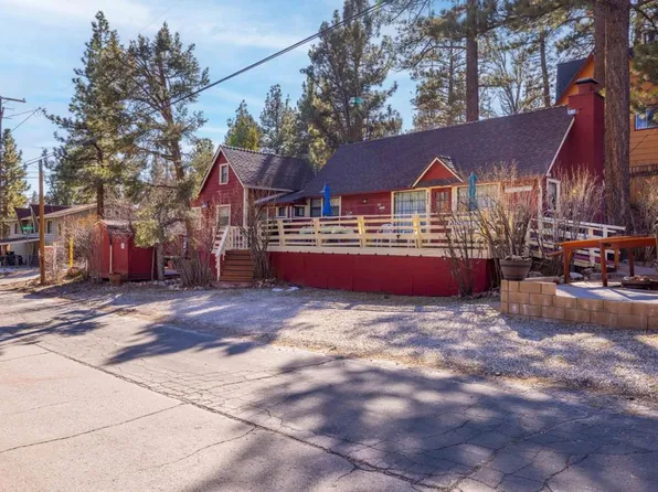 331 Mullins Dr, Big Bear City, CA 92314