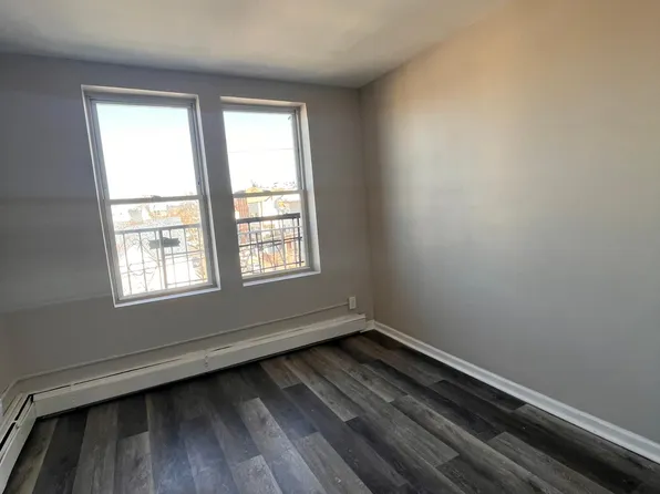 171 Delaware Avenue image 5 of 6