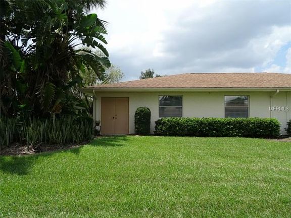 3rd image of 902 Hendon Ct #126