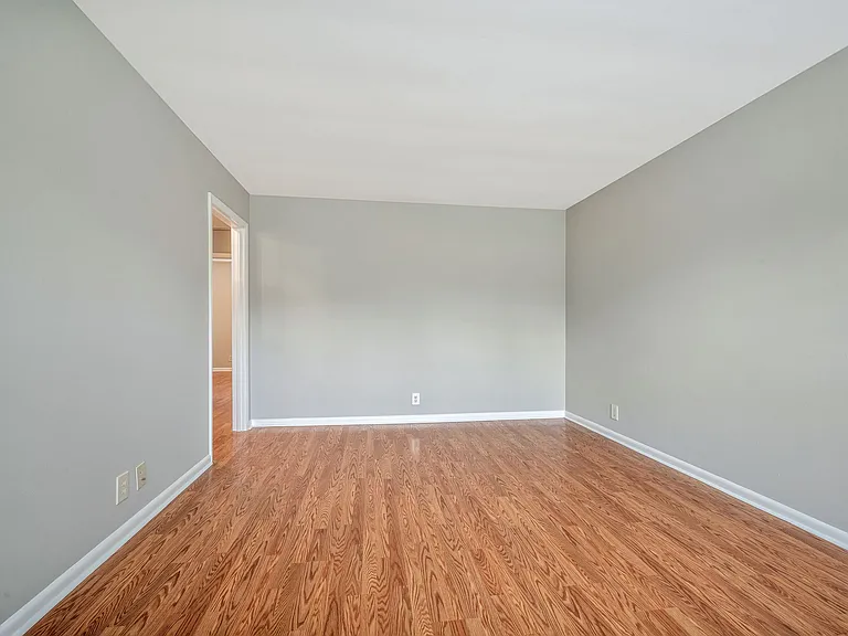 7439 George Gaines Rd — Photo 8