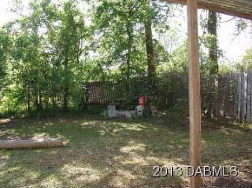 3rd image of 1152 Bender Ave